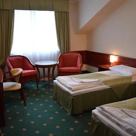 Hotell Batory Tłuszcz