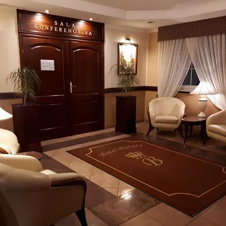 Batory Отель Тлущ