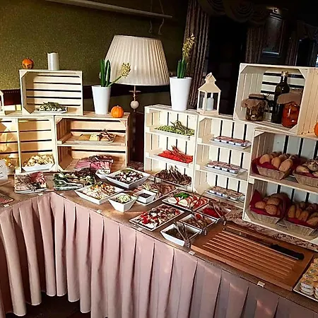 Hotel Batory 3*