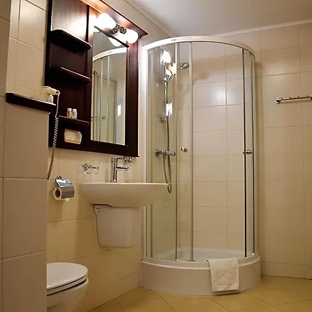 Hotel Batory Tłuszcz