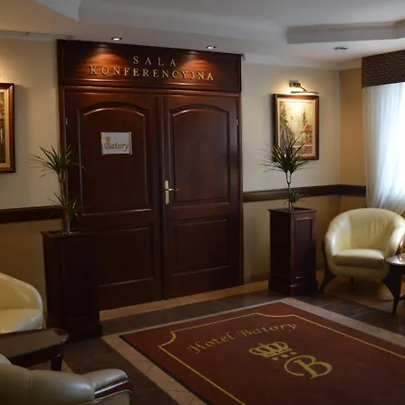Готель Batory 3*