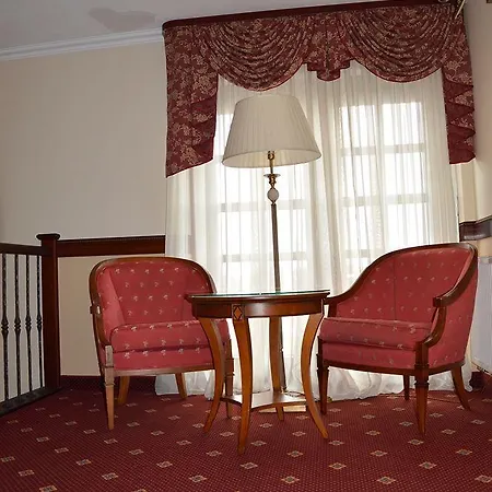 Batory Hotel 3*