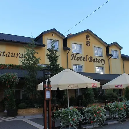 Batory 3* Тлущ