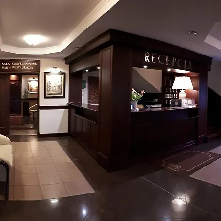 Batory Hotell