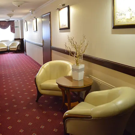 Batory Hotell 3*