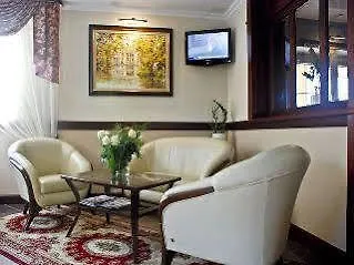 Batory Hotell